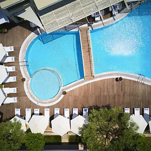 4* Hotel Renaissance